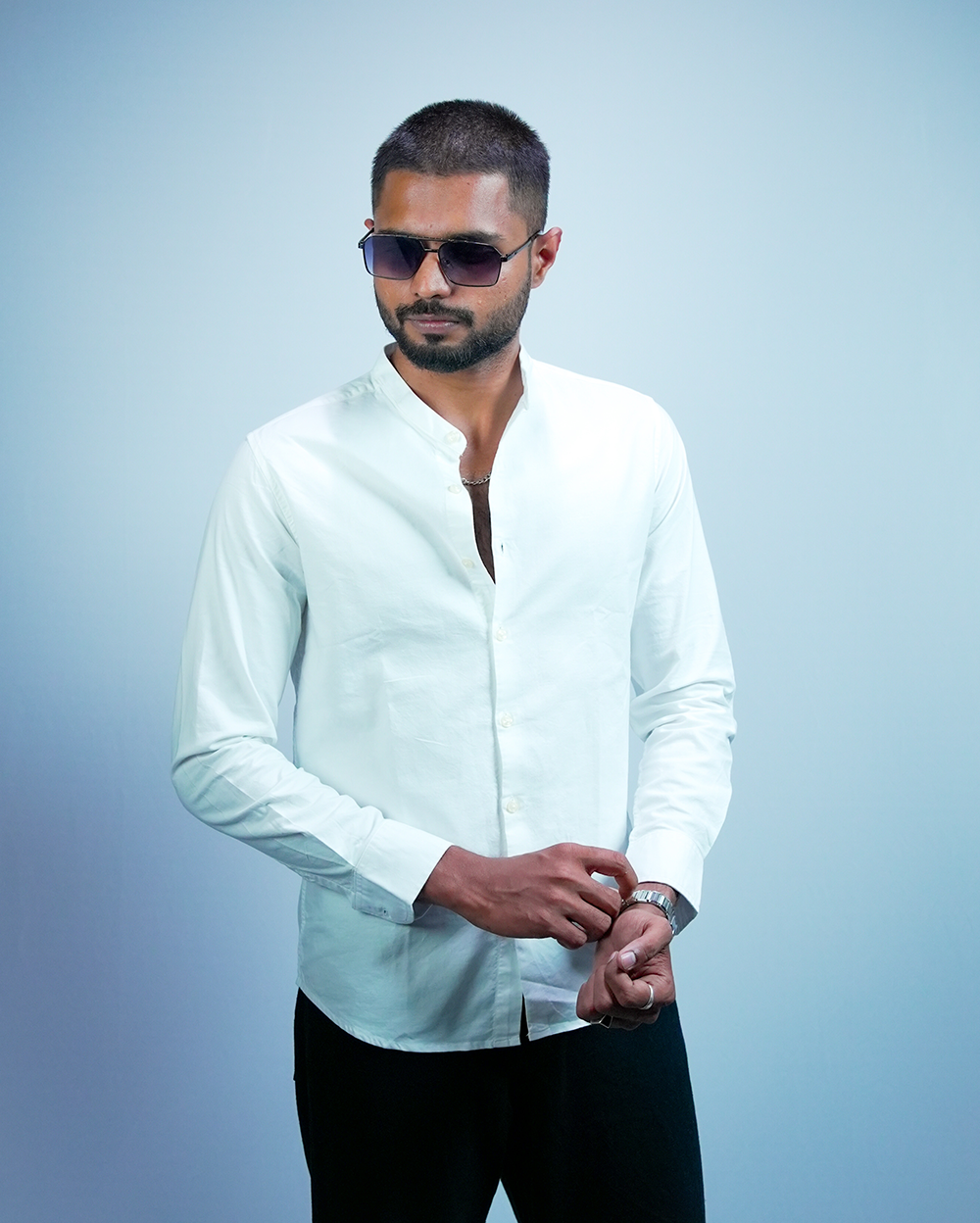 White C-Collar Shirt for Men/Regular fit full Sleeve Plain Casual shirt